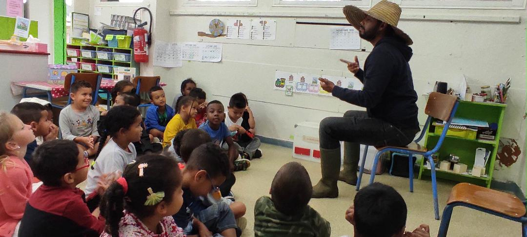 Introduction et développement de la culture du riz à l’école maternelle du Plate