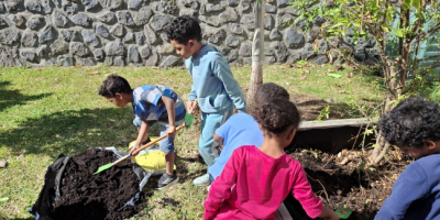 Les petites mains vertes préparent le jardin pour l’hivers !