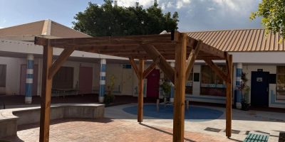 Une pergola pour faire entrer la nature à l’école